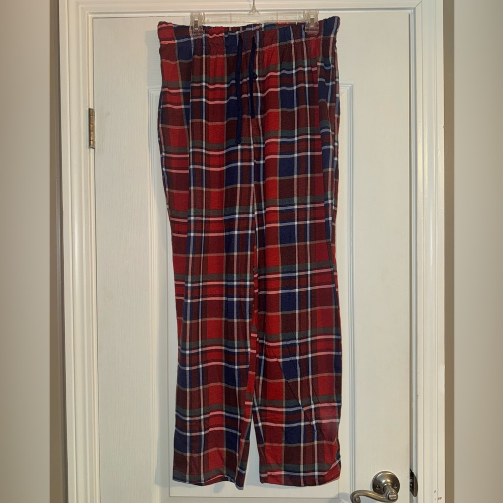 Indera mills Men's Red and blue Plaid pajama Pants. Never worn 75026 9109-3